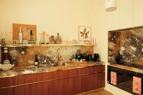 Un pied-à-terre idéal pour un collectionneur à deux pas du Bristol