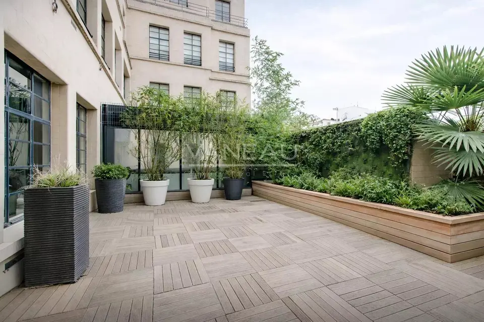 Paris VIIIe - Champs-Élysées / Friedland - Bel appartement avec terrasse