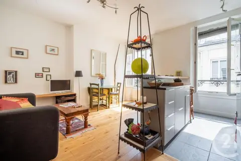 Appartement F2 à vendre PARIS