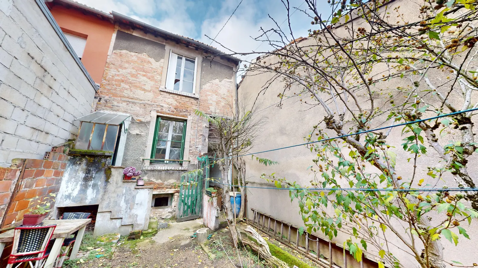 House — 2 ch. — Bagnolet